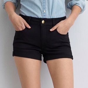 AEO Cuffed Black Shorts